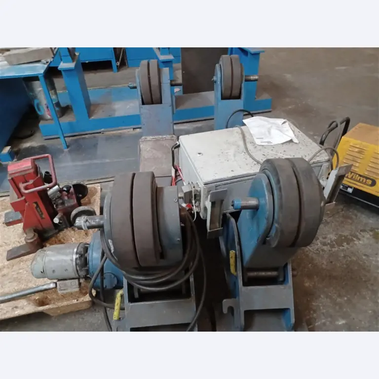 Dobrze utrzymany sprzęt warsztatowy i maszyny dawnej firmy Hülsenbusch Apparatebau-6