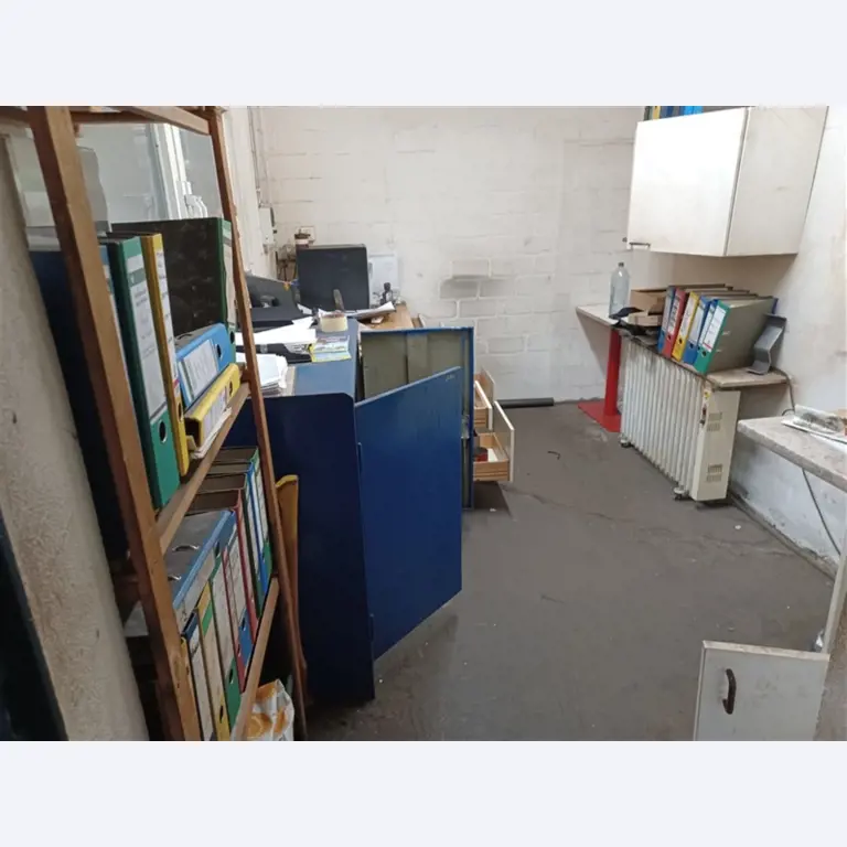 Dobře udržované dílenské vybavení a stroje z bývalé firmy Hülsenbusch Apparatebau.-2