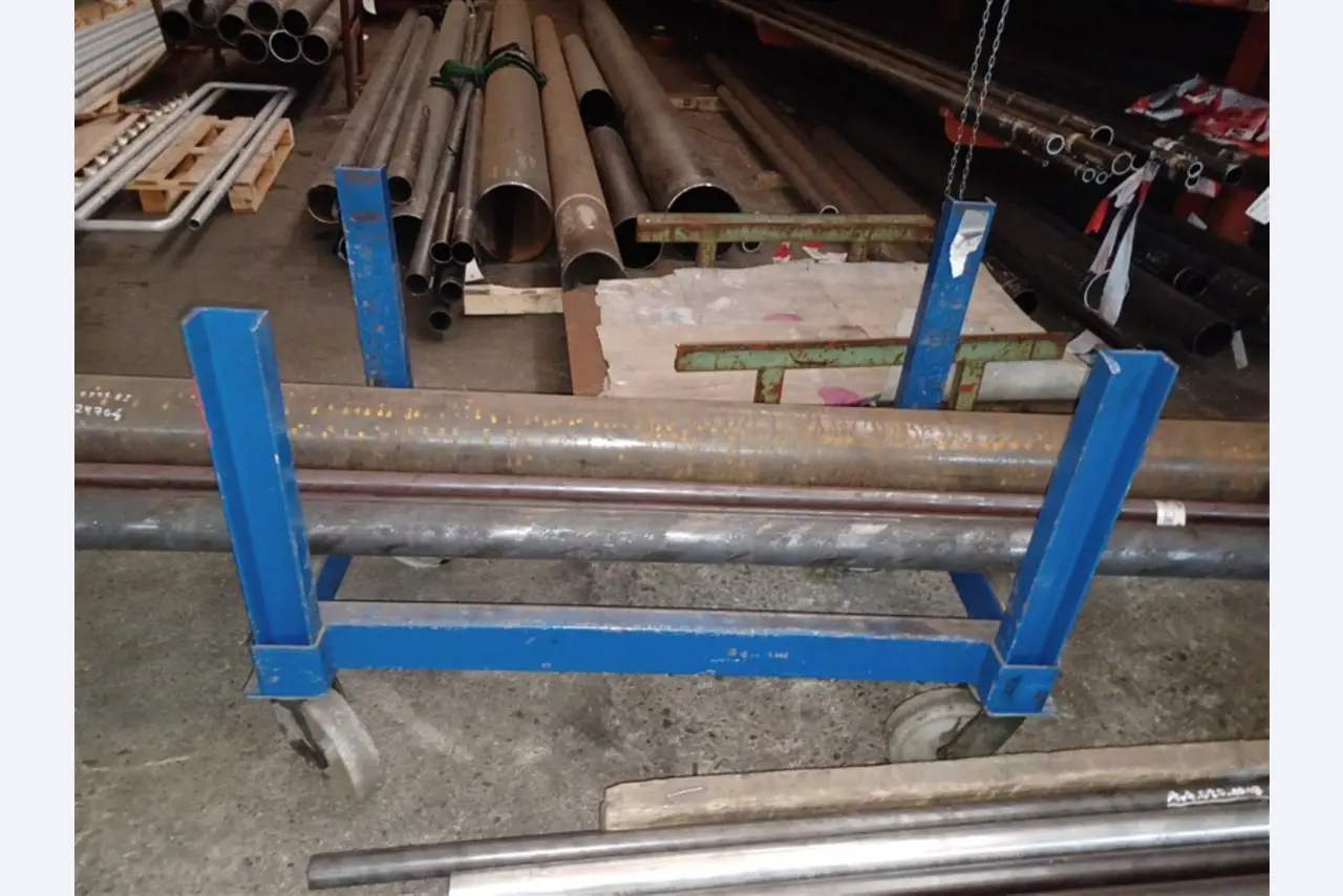 un équipement d'atelier bien entretenu ainsi que des machines de la société Hülsenbusch Apparatebau-8