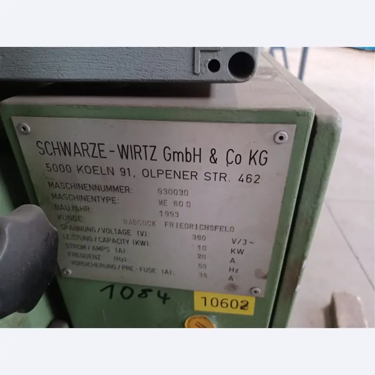 Dobře udržované dílenské vybavení a stroje z bývalé firmy Hülsenbusch Apparatebau.-2