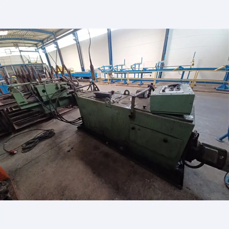 Dobře udržované dílenské vybavení a stroje z bývalé firmy Hülsenbusch Apparatebau.-3