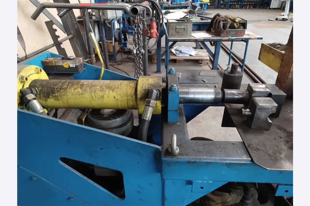 Goed onderhouden werkplaatsuitrusting en machines van Hülsenbusch Apparatebau-3