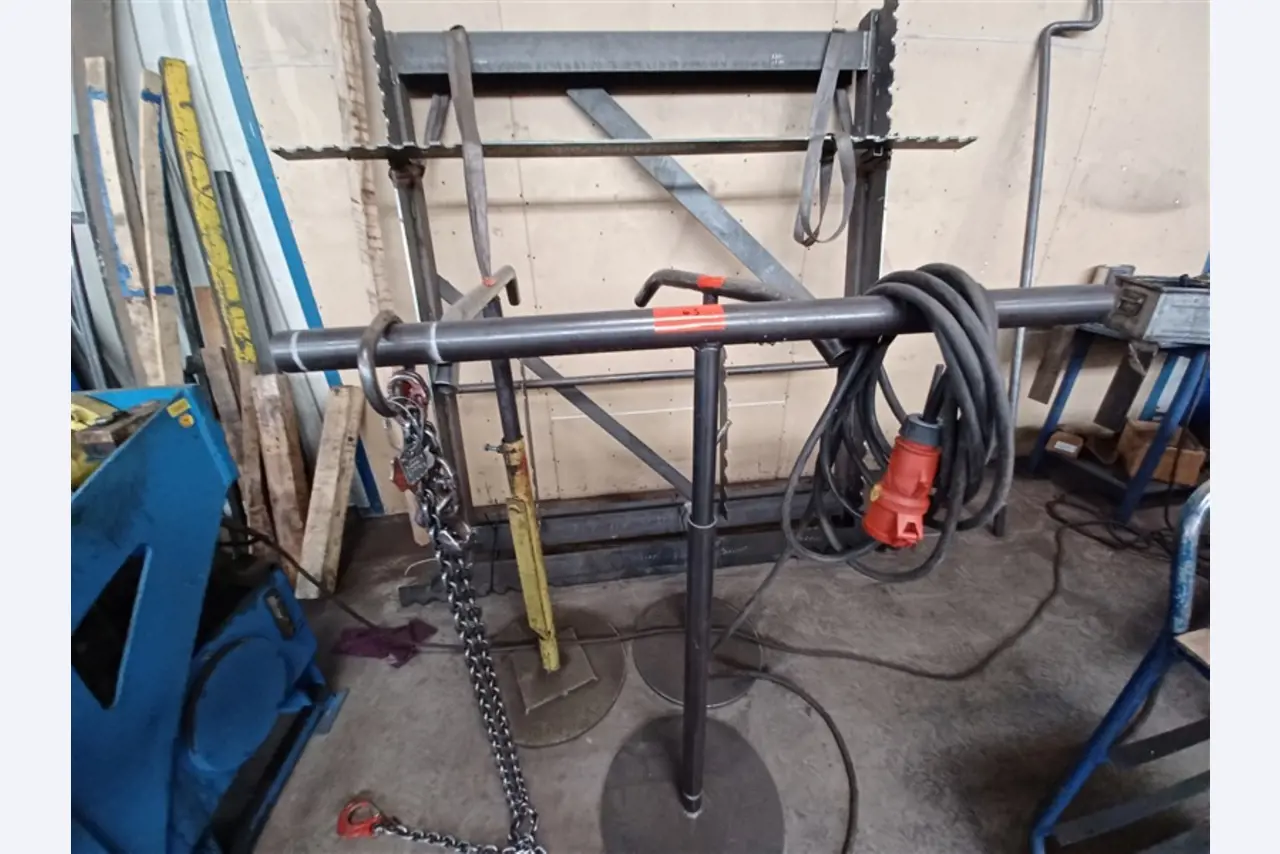 Goed onderhouden werkplaatsuitrusting en machines van Hülsenbusch Apparatebau-5