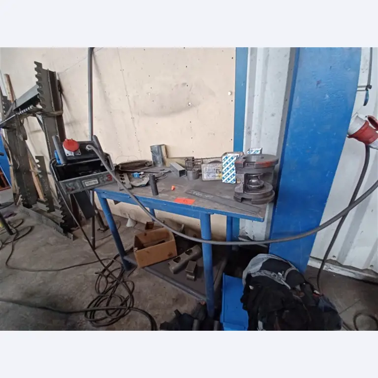 Goed onderhouden werkplaatsuitrusting en machines van Hülsenbusch Apparatebau-8