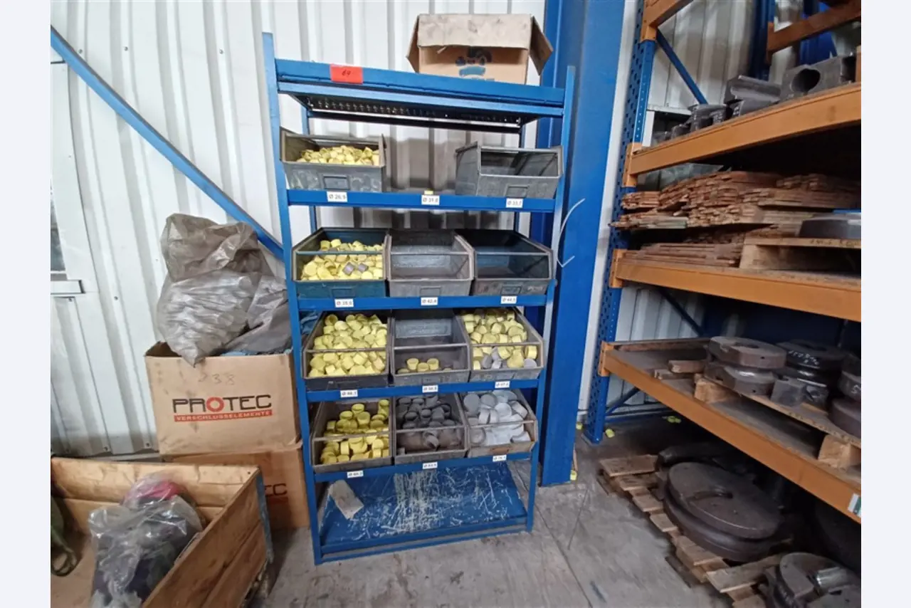 Well-maintained workshop equipment and machines from fmr. Hülsenbusch Apparatebau-8