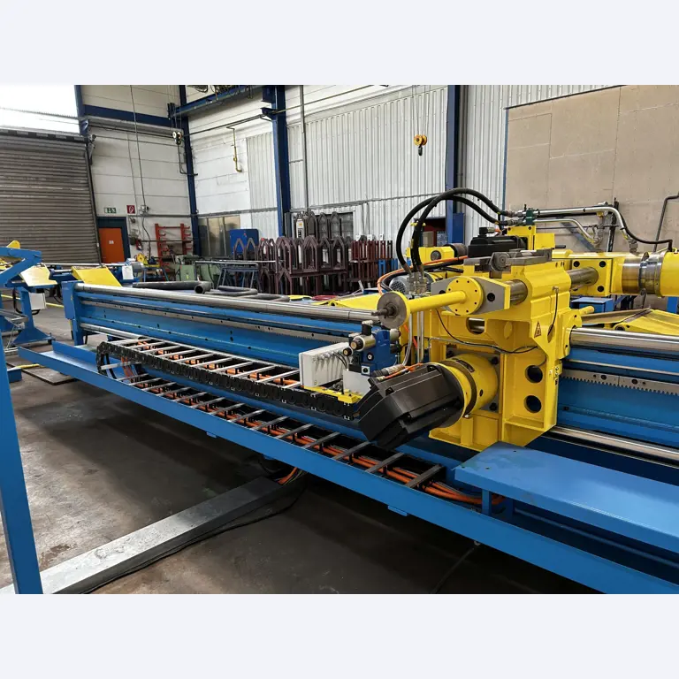 Dobře udržované dílenské vybavení a stroje z bývalé firmy Hülsenbusch Apparatebau.-12