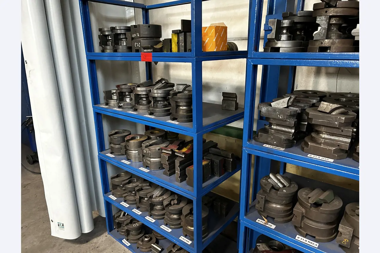 Dobře udržované dílenské vybavení a stroje z bývalé firmy Hülsenbusch Apparatebau.-27