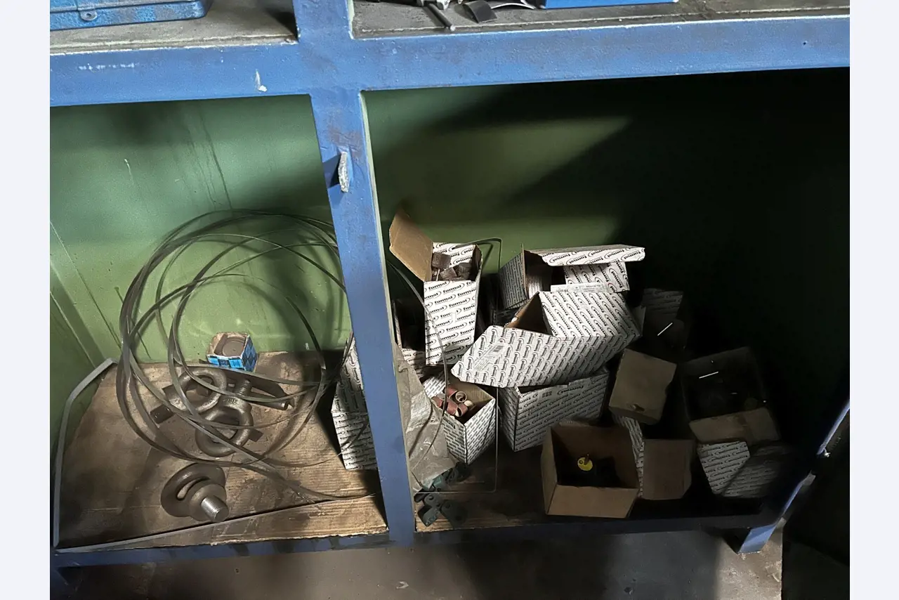 Dobře udržované dílenské vybavení a stroje z bývalé firmy Hülsenbusch Apparatebau.-31