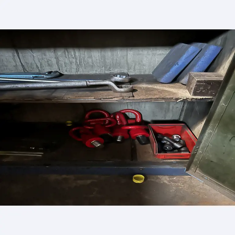 Dobře udržované dílenské vybavení a stroje z bývalé firmy Hülsenbusch Apparatebau.-33