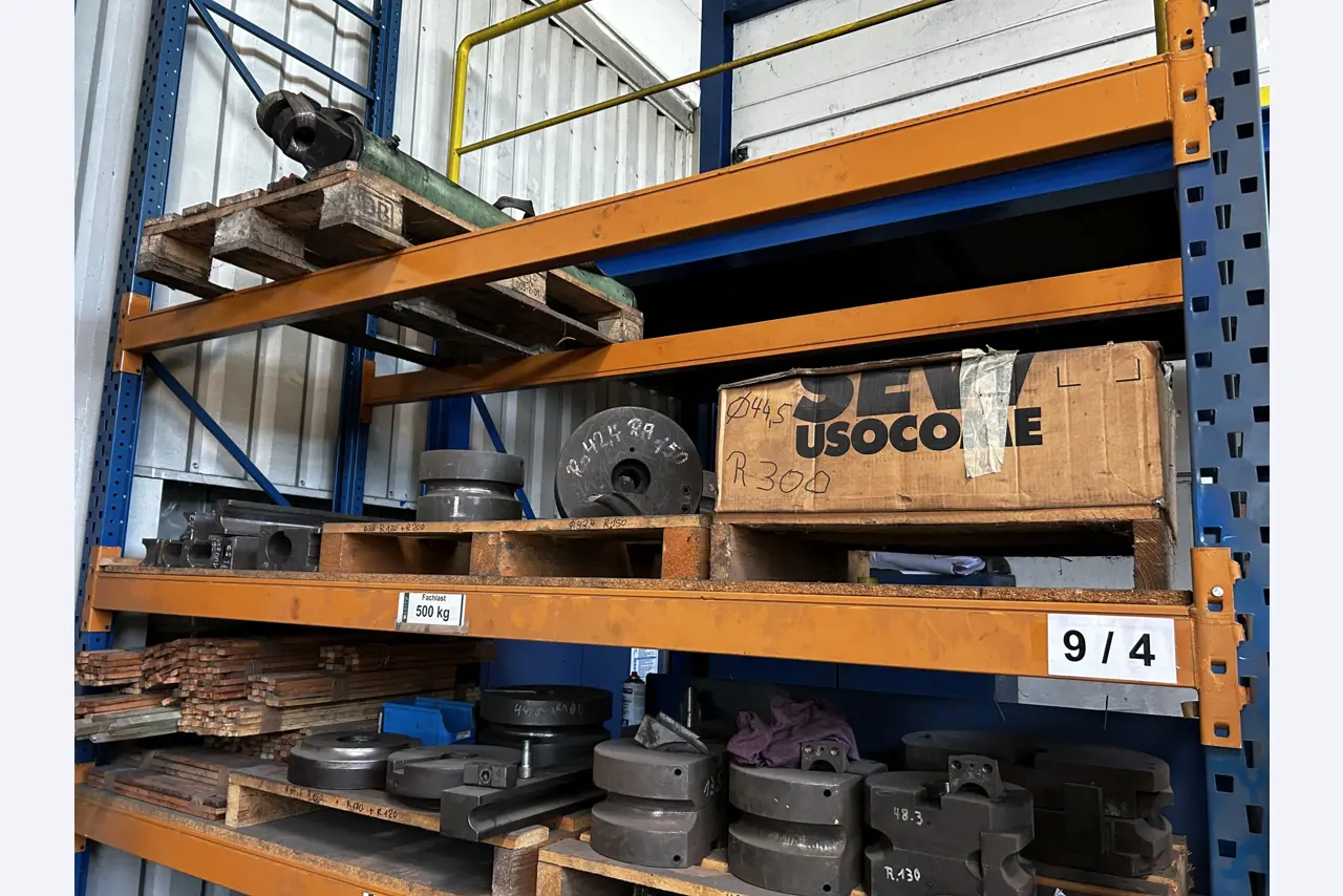 Dobře udržované dílenské vybavení a stroje z bývalé firmy Hülsenbusch Apparatebau.-34