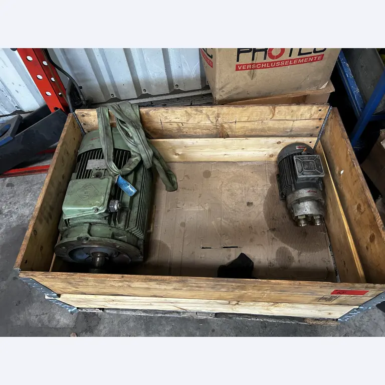 Dobře udržované dílenské vybavení a stroje z bývalé firmy Hülsenbusch Apparatebau.-38