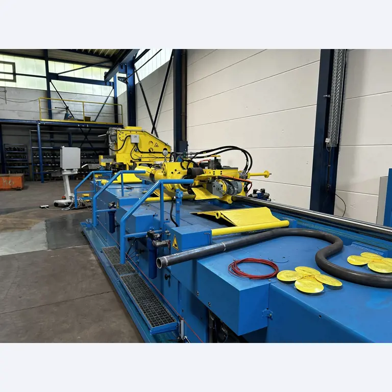 Dobře udržované dílenské vybavení a stroje z bývalé firmy Hülsenbusch Apparatebau.-6