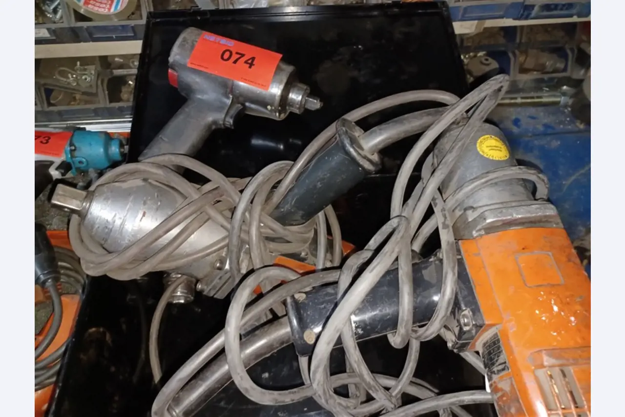 Dobře udržované dílenské vybavení a stroje od společnosti Hülsenbusch Apparatebau-1