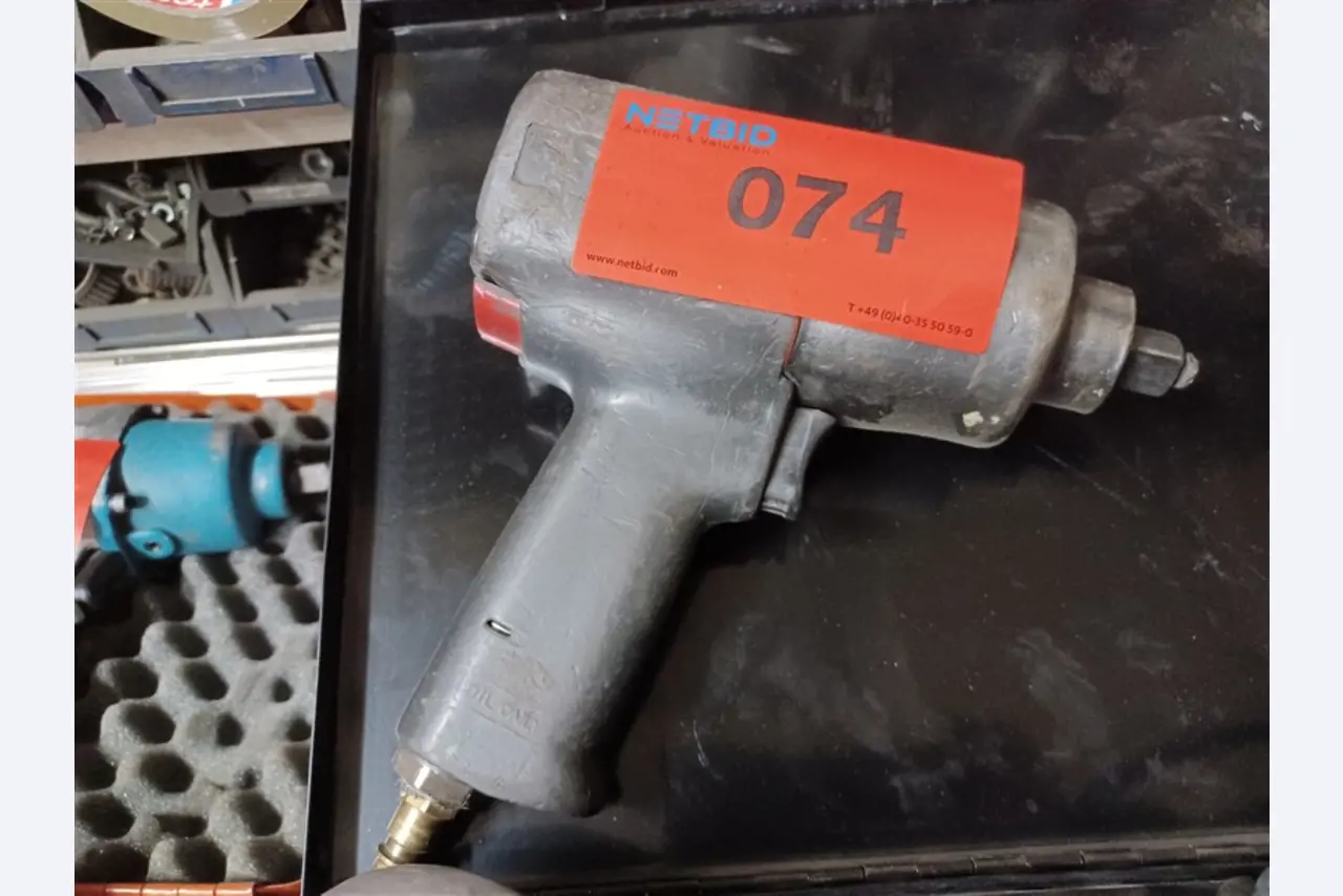 Dobře udržované dílenské vybavení a stroje od společnosti Hülsenbusch Apparatebau-2