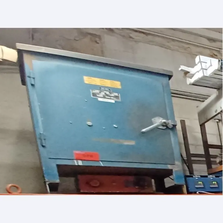 Dobro vzdrževana oprema in stroji iz delavnice nekdanjega podjetja Hülsenbusch Apparatebau-1