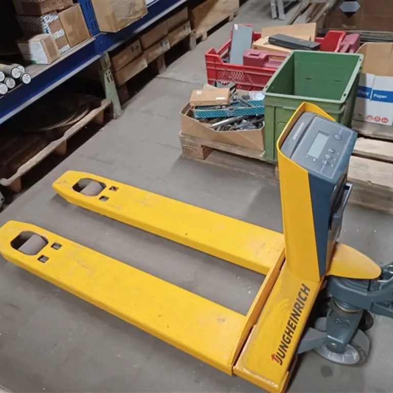 Gabelhubwagen Jungheinrich AMW22P