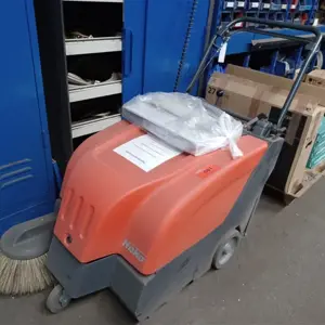 Elektro-Handkehrmaschine Hako Sweepmaster B650