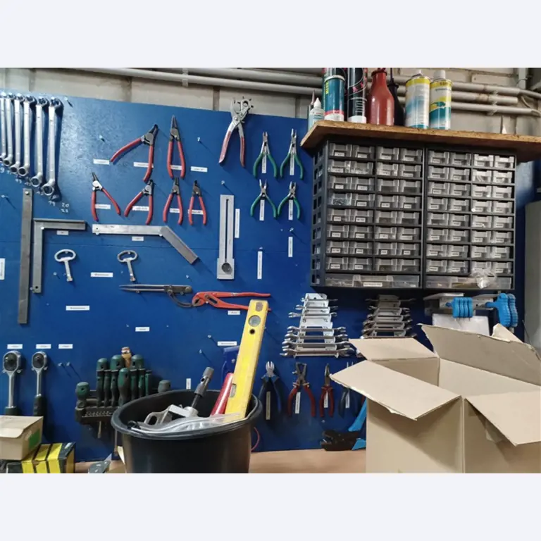 Equipos y máquinas de taller en buen estado de la antigua empresa Hülsenbusch Apparatebau-2