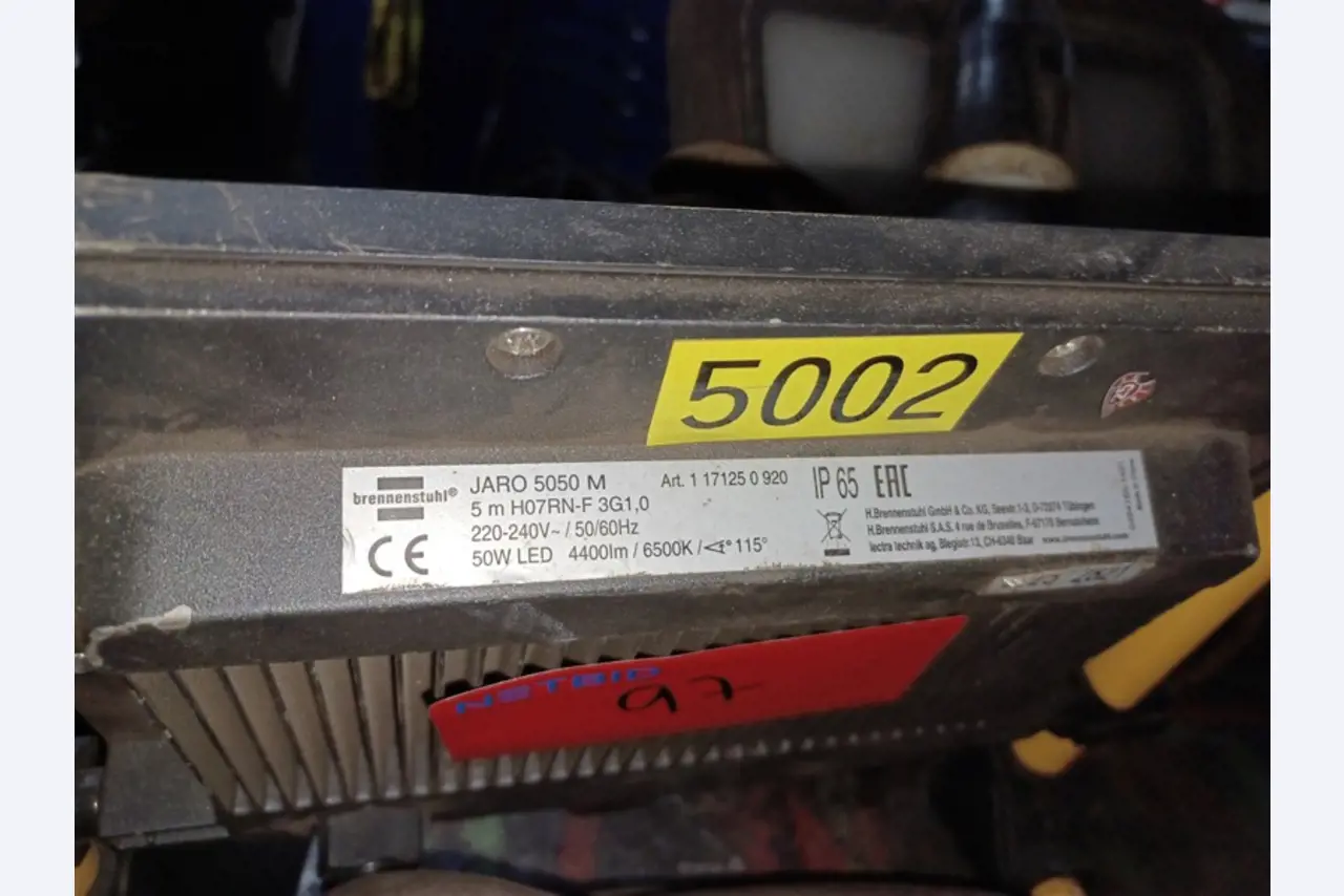 Dobře udržované dílenské vybavení a stroje z bývalé firmy Hülsenbusch Apparatebau.-3