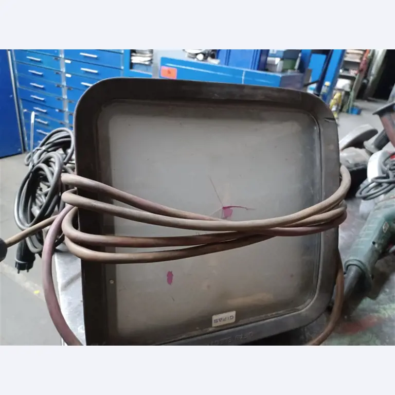 Dobře udržované dílenské vybavení a stroje z bývalé firmy Hülsenbusch Apparatebau.-4