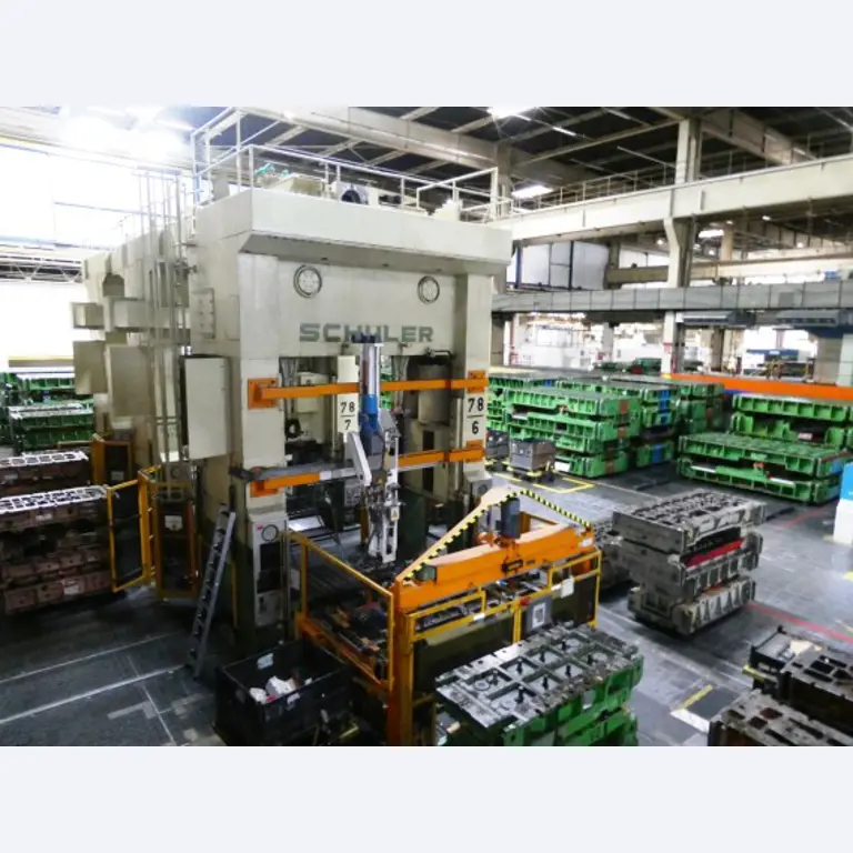 Pressenlinien aus der Automobilindustrie-13