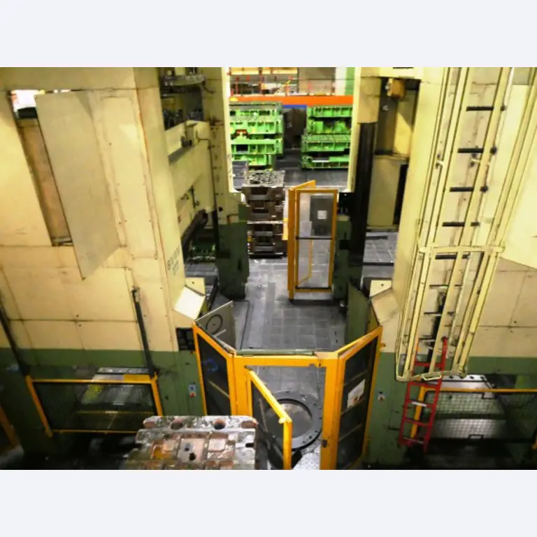 Pressenlinien aus der Automobilindustrie-15