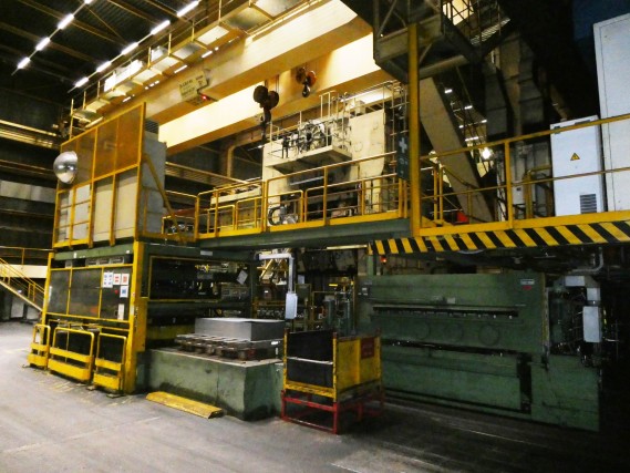 Pressenlinien aus der Automobilindustrie-22