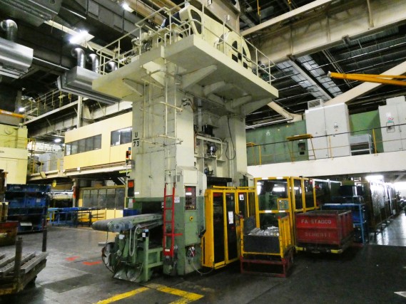 Pressenlinien aus der Automobilindustrie-30