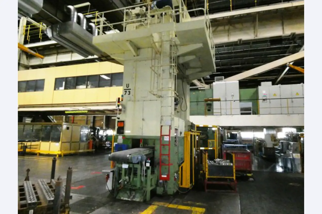 Pressenlinien aus der Automobilindustrie-31