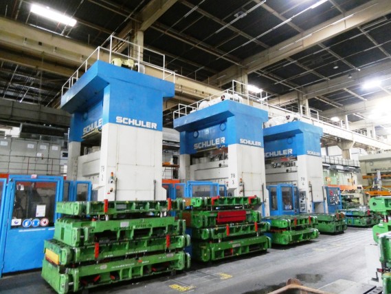 Pressenlinien aus der Automobilindustrie-9