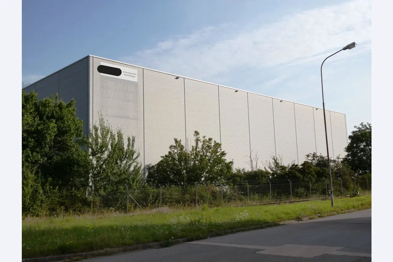 Automatisiertes Kleinteilellager (Automobilindustrie)-8