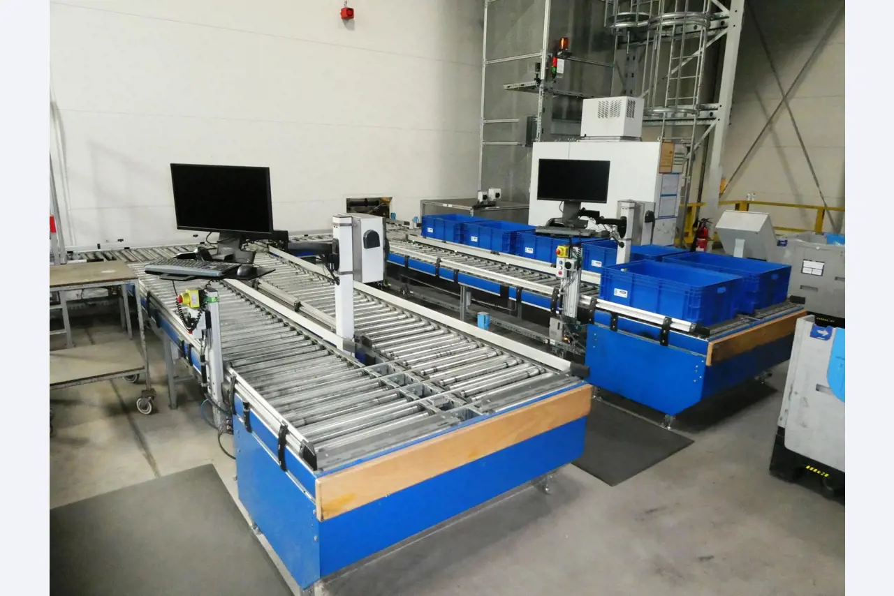 Automatisiertes Kleinteilellager (Automobilindustrie)-4