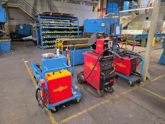 Workshop equipment, automotive lifts, and welding equipment for the automotive industry-3