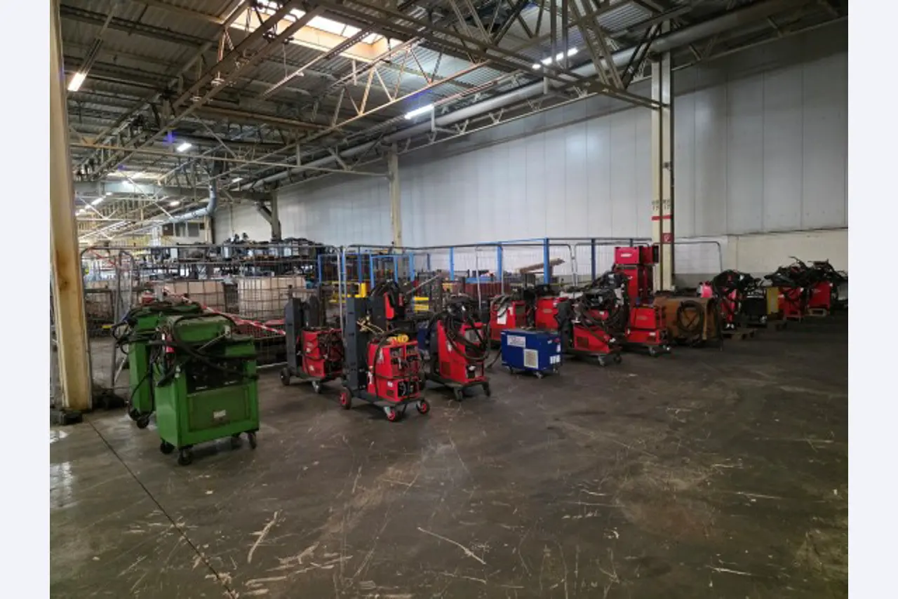 Workshop equipment, automotive lifts, and welding equipment for the automotive industry-8