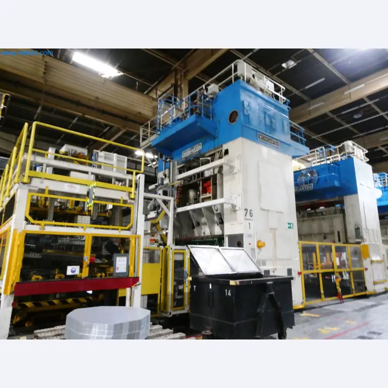 Pressenlinien aus der Automobilindustrie-10