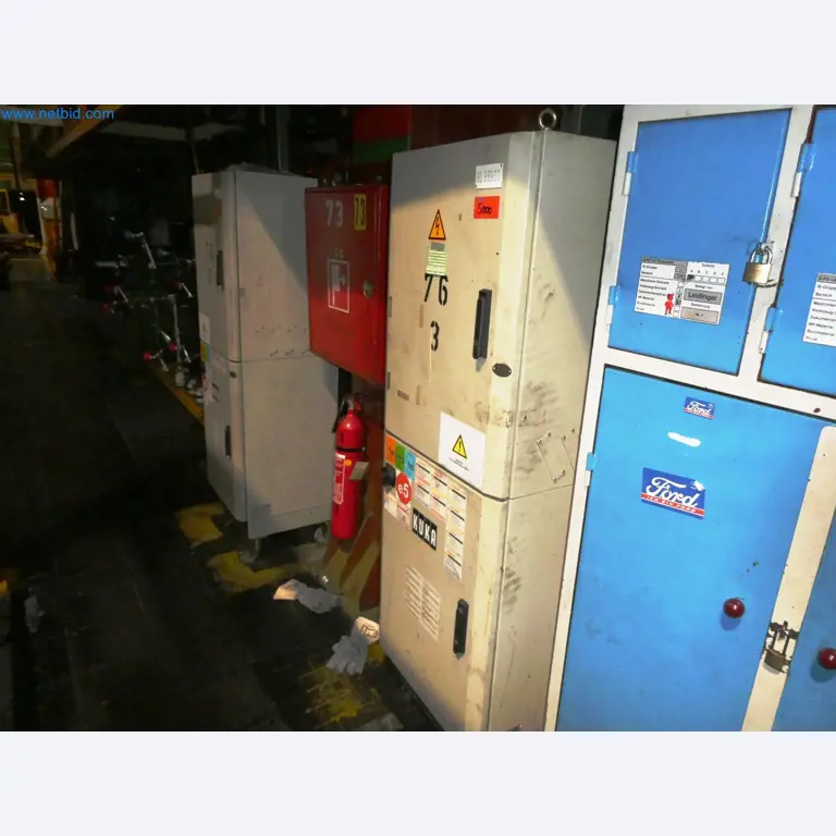 Pressenlinien aus der Automobilindustrie-25