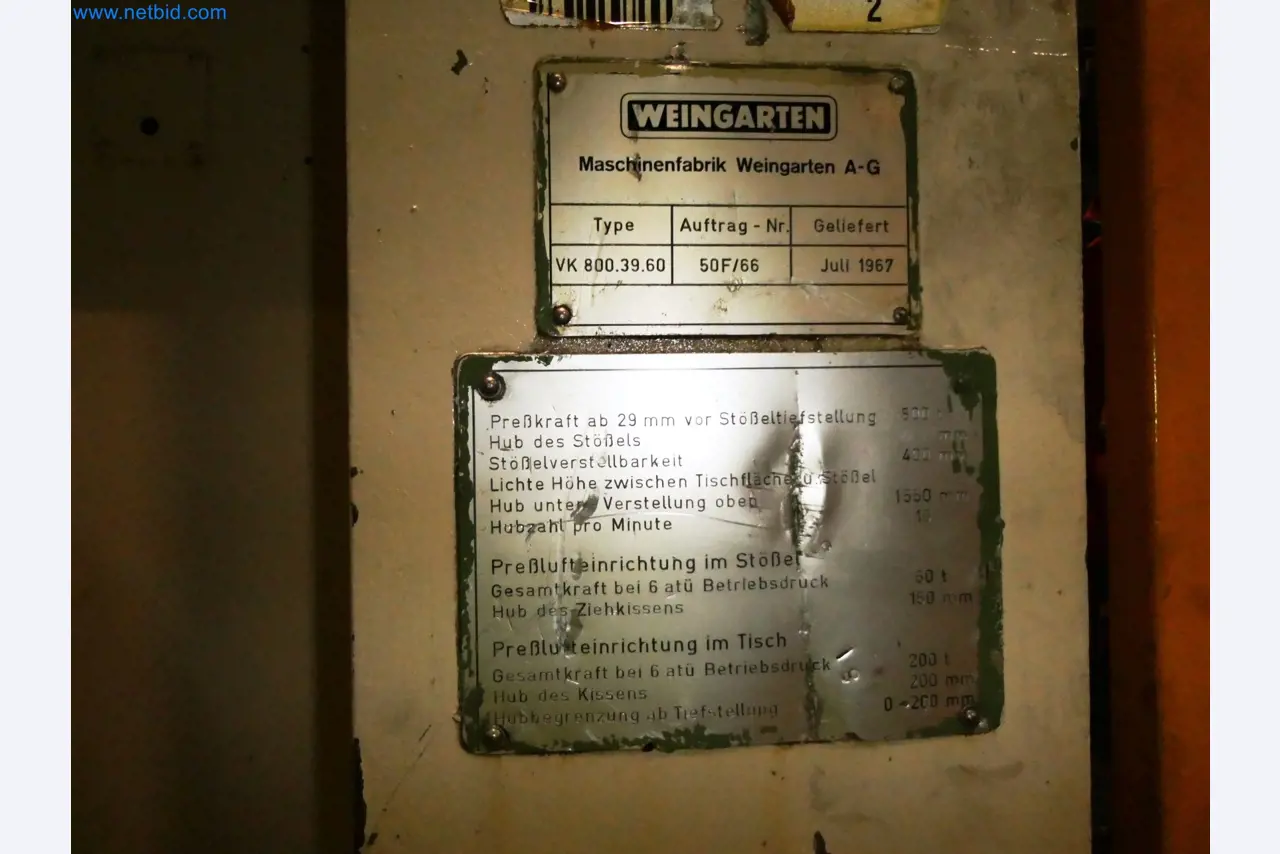 Pressenlinien aus der Automobilindustrie-27