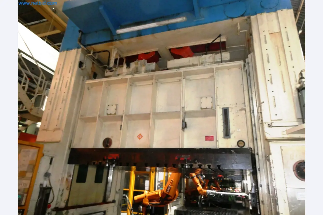 Pressenlinien aus der Automobilindustrie-28