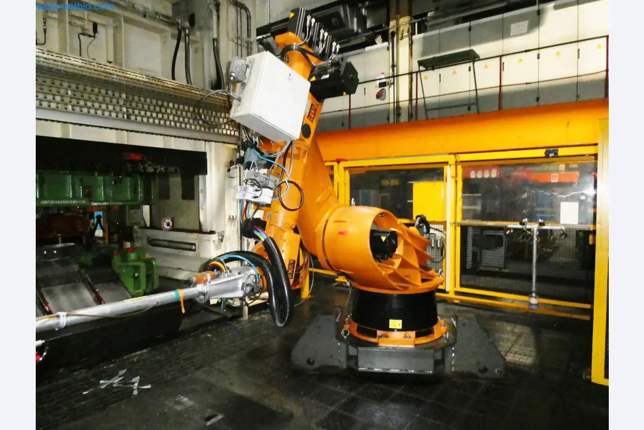 Pressenlinien aus der Automobilindustrie-44