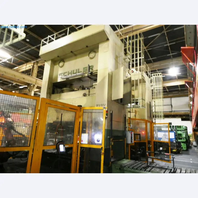 Pressenlinien aus der Automobilindustrie-30