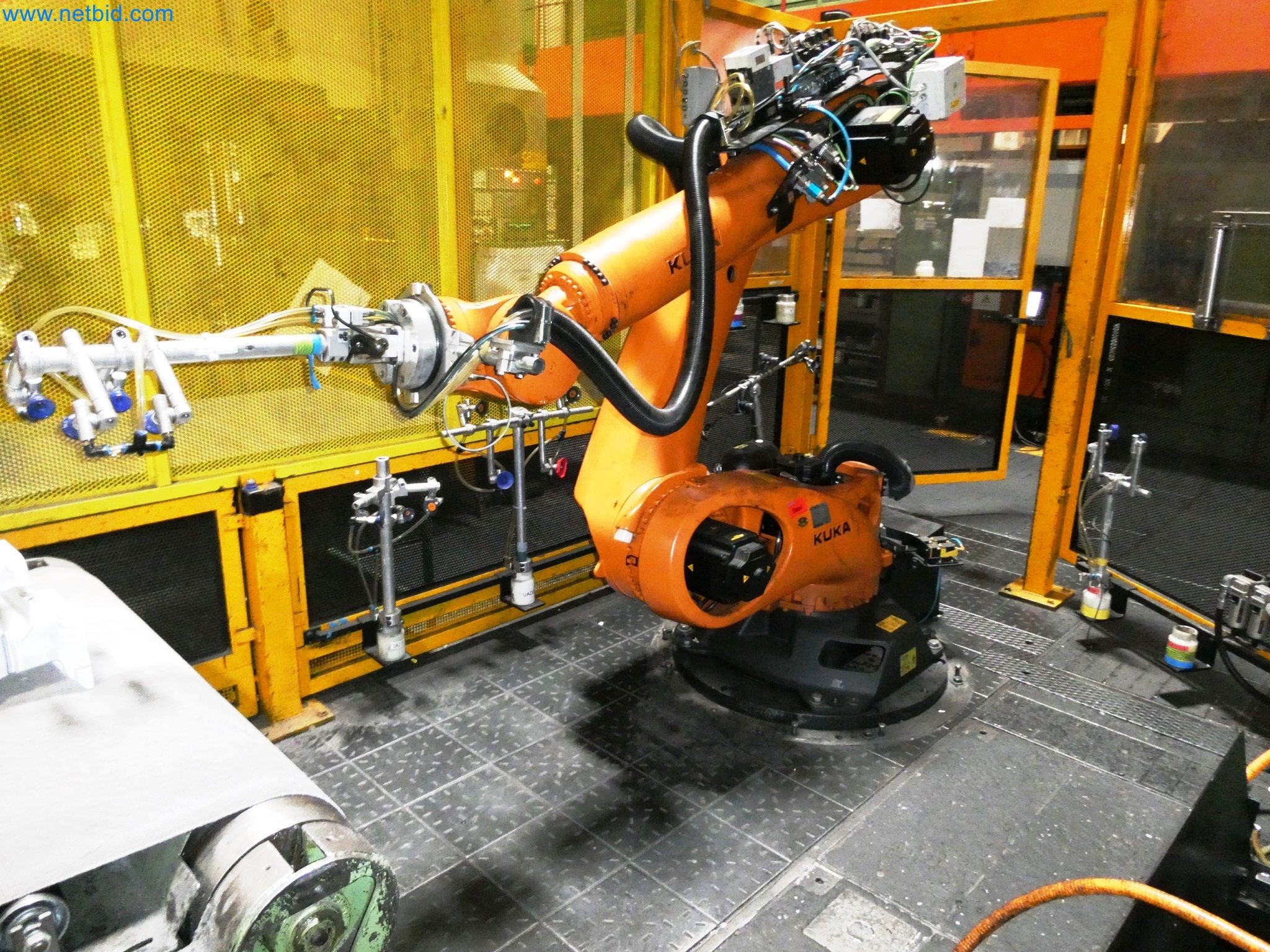 Linhas de imprensa da indústria automóvel-33