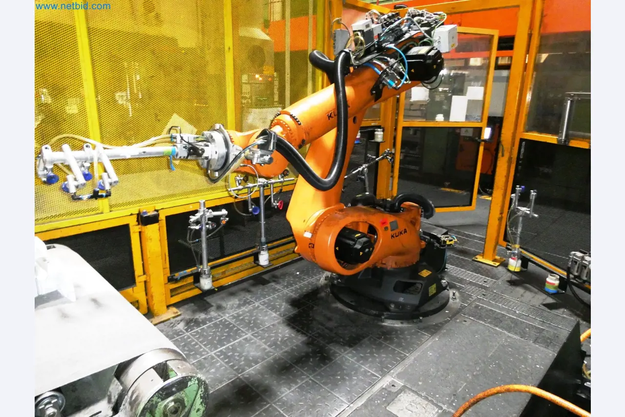 Pressenlinien aus der Automobilindustrie-33