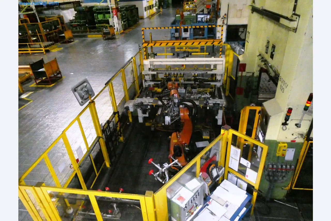 Pressenlinien aus der Automobilindustrie-35