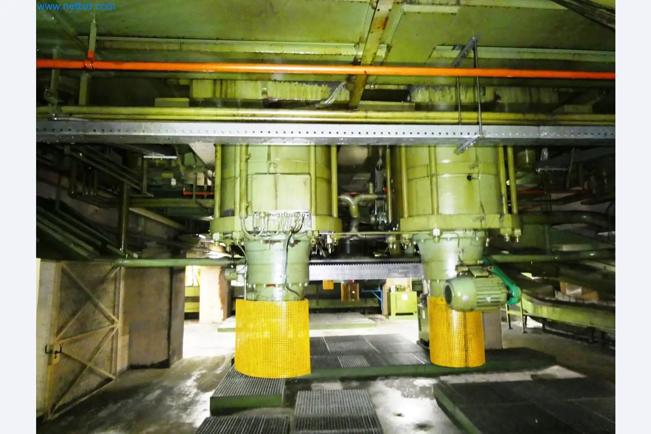 Pressenlinien aus der Automobilindustrie-43