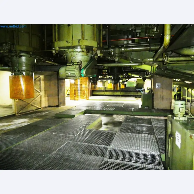 Pressenlinien aus der Automobilindustrie-45