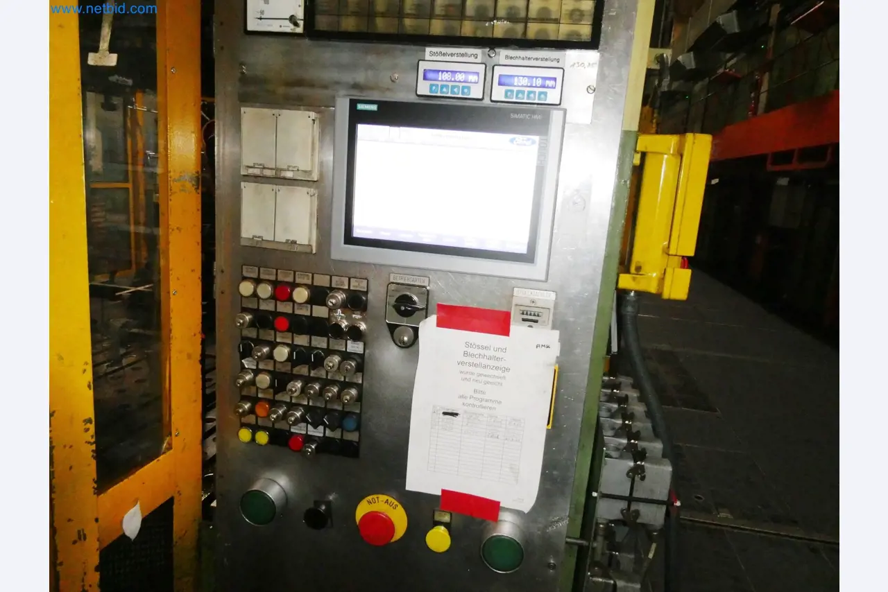 Pressenlinien aus der Automobilindustrie-8