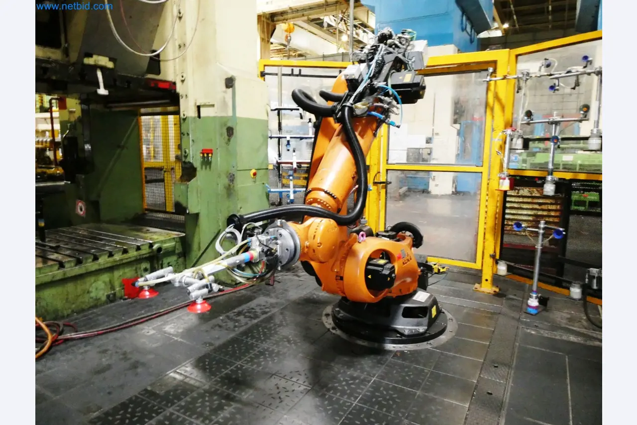 Pressenlinien aus der Automobilindustrie-9