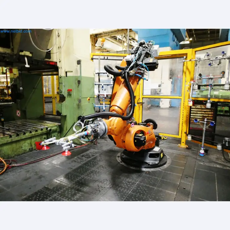 Pressenlinien aus der Automobilindustrie-9