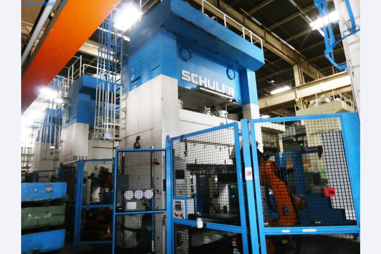 Pressenlinien aus der Automobilindustrie-10