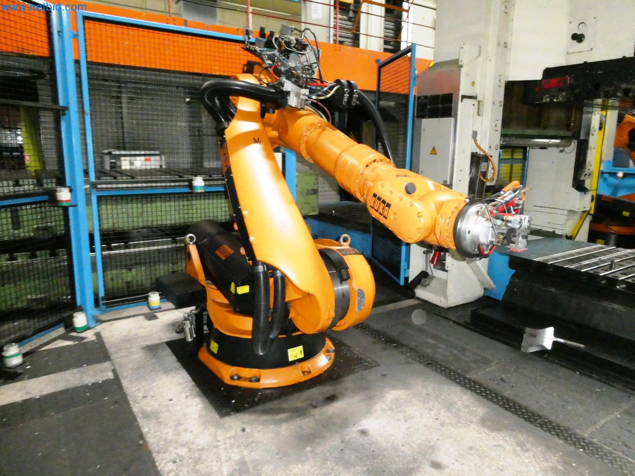 Linhas de imprensa da indústria automóvel-20